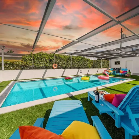 Stunning Family Oasis Villa